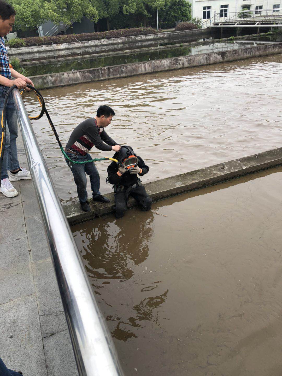 污水廠水下維修